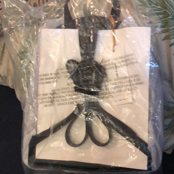 NWT Matt & Nat Aries Backpack in Clear & Black Cute Travel Trendy Indie Festival main image 3
